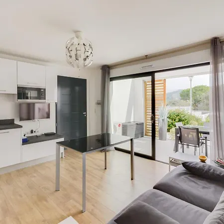 L'ebene Apartment *